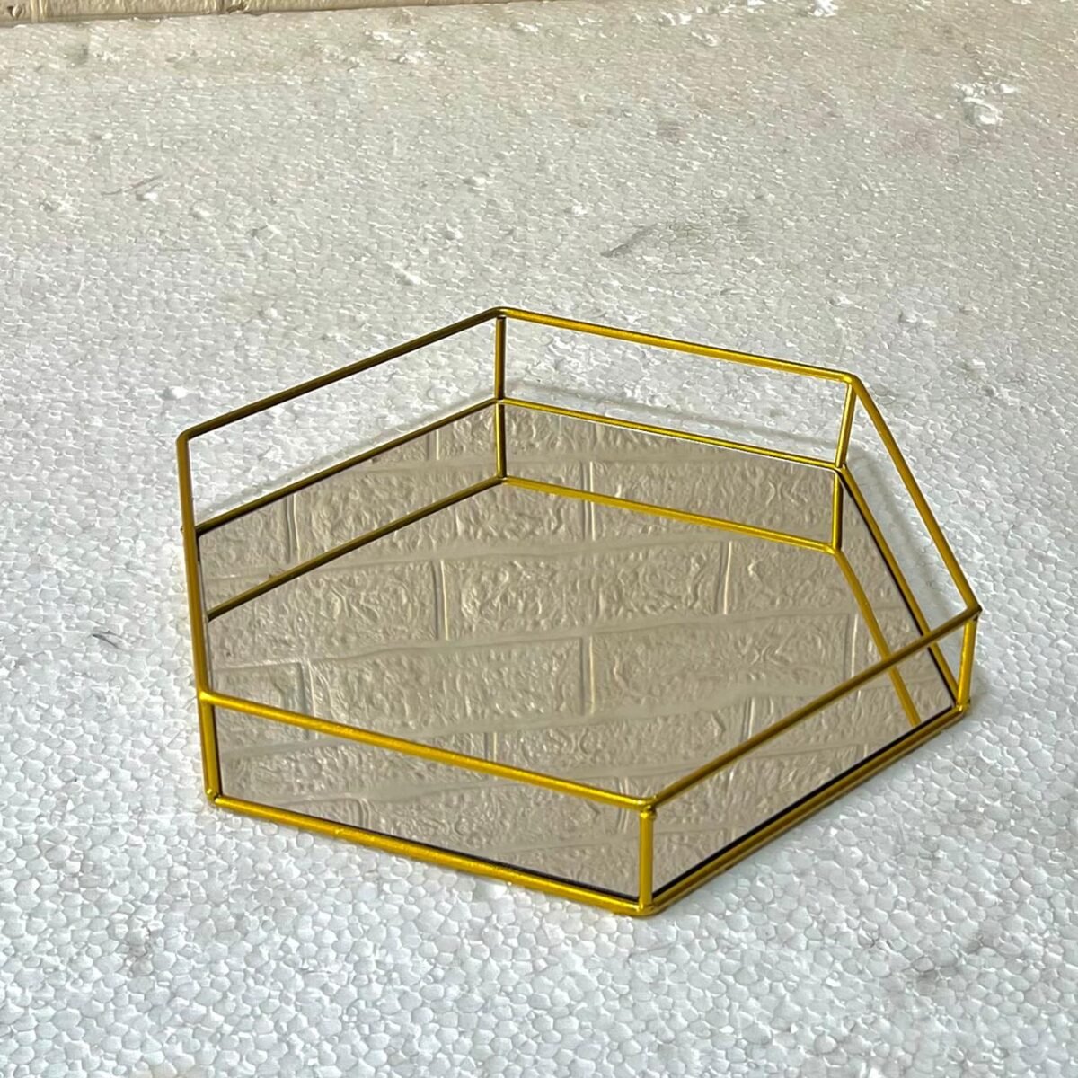 Hexagonal Cosmetics Mirror Base Vanity Tray. - Image 7